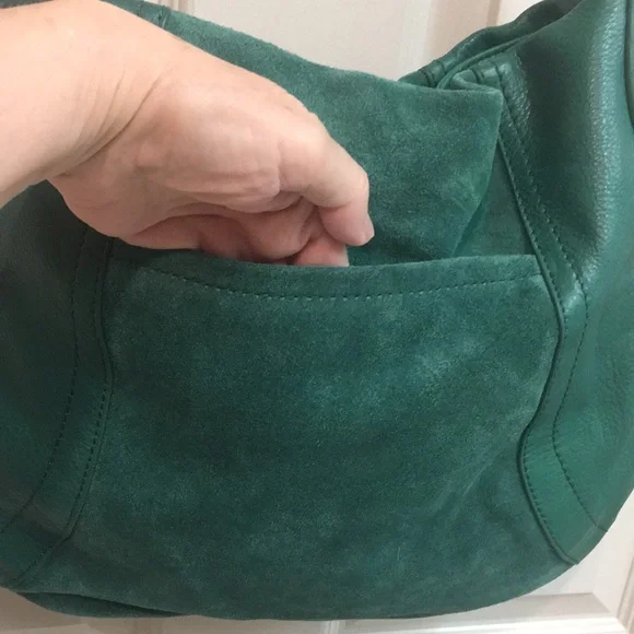 NWOT B.Makowski Leather & Suede Emerald Shoulder Bag - Picture 3 of 10